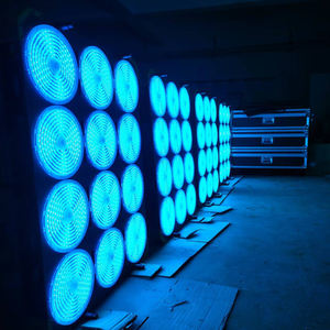 Equipo Profesional de Cine, Luz de Fotografía RGB de 1800W CRI 97, CRMX Lumenradio Inalámbrica para Grabación de Audio y Video - Product Image 4