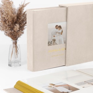 Großhandel Custom Diy selbst klebendes Sammelalbum Journal Samt bezug Fotoalbum Buch mit Foto rahmen und Schuber - Product Image 1