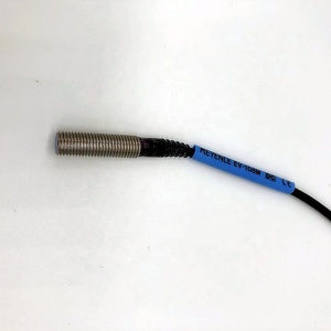 KEYENCE EV-108M مكبر للصوت أجهزة استشعار تقاربية محمية نوع M8 - Product Image 2