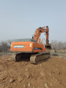 DH 300LC-7 Doosan 30 Ton Dh300 Dh 300lc-7 Original a la venta Maquinaria de construcción usada Excavadora freeship CIF DIGGER TRACTOR CE - Product Image 2