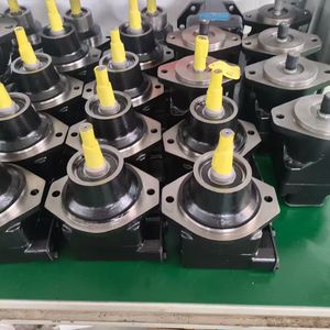 Repuestos para equipos de ingeniería: excavadoras, bulldozers, pavimentadoras, M4V067, M4D, M5A, M5B, ventiladores, motores hidráulicos - Product Image 2