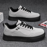 Chaussures pour hommes Automne 2026 Nouvelle Collection Baskets décontractées à lacets, semelle épaisse, durables, respirantes, bonne adhérence, en toile noire unie