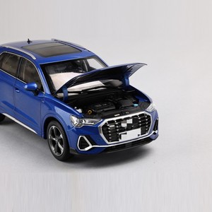 Modellino <span class=keywords><strong>Auto</strong></span> Blu Q3 2019 da Collezione <span class=keywords><strong>Scala</strong></span> <span class=keywords><strong>1</strong></span>:<span class=keywords><strong>18</strong></span> di Alta Qualità Diecast Tutte le Porte Apribili Veicolo Classico in Offerta Speciale - Product Image 6