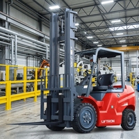 Peralatan Distribusi Pengangkut Material Berat Liftron CPD35 Forklift Listrik