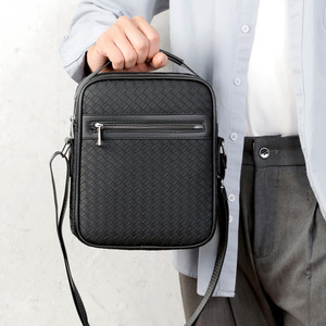 Nouveau Sac à Bandoulière Tendance Décontracté Imperméable à Motif Tressé pour Homme, Petit Sac Carré, Sac à Main d'Affaires, Sac Bandoulière d'Extérieur pour Homme - Product Image 4