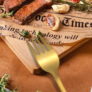 24PCS Pas Cher En Acier Inoxydable Cuillère Fourchette Couteau Couverts Boîte Dorée Solige Miroir De Haute Qualité Ensemble Complet de Couverts pour Restaurants - Product Image 3