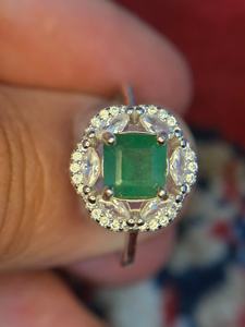 925พลอยสีเขียวมรกตกะรัต1กะรัตแหวนครบรอบสีเขียวมรกตธรรมชาติหรูหรา - Product Image 3