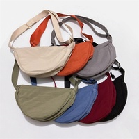 Nouveau sac tendance en forme de dumpling, léger, spacieux, polyvalent, petit sac bandoulière/épaule, fermeture éclair, nylon réglable, 45