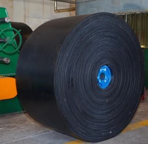 Sıcak satış gıda sınıfı kauçuk konveyör bant ısıya dayanıklı içecek için üretim tesisi pazar tercih beton kaba üst kemerler - Product Image 1