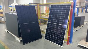 Panneau solaire 380W monocristallin demi-cellule PERC, panneau PV 390W 120 cellules, module PV monocristallin, prix - Product Image 4