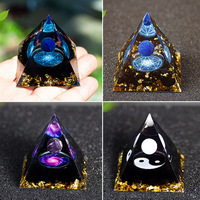 Nouveautés transfrontalières les plus vendues : Artisanat en résine époxy de cristal de lapis-lazuli, style automne, en forme de pyramide, avec boule de cristal et pierres concassées