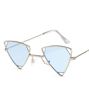 Gafas de Sol Modernas para Mujer 2024, Gafas de Sol Minimalistas de Moda, Estilo Hip Hop <span class=keywords><strong>Steampunk</strong></span>, Montura Metálica Triangular, Color Negro - Product Image 4