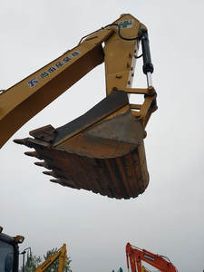 รถขุด330GC 336D 33ton 336GC แมวมือสองพร้อมประสิทธิภาพการใช้เชื้อเพลิงที่ยอดเยี่ยมและความทนทานสูง - Product Image 5