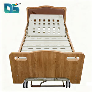 Cama Manual Portátil para Instalaciones Médicas con Barandillas Plegables de Aluminio, Manivelas de ABS, Freno Central, Ruedas Silenciosas y Altura Ajustable - Product Image 3