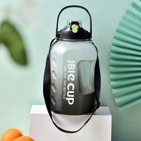 GC terms de agua gym canecas 3000ML tasse en plastique Termo bouteille en plastique tasse avec paille