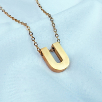 Colgante Personalizado con Letra del Alfabeto, Inicial de 26 Letras Mayúsculas, Chapado en Oro de 18K, Cadena de Acero Inoxidable, Regalo