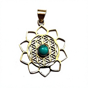 Colgante de piedra turquesa con diseño de flor, semilla de lubina de la vida, indio, Tribal - Product Image 4