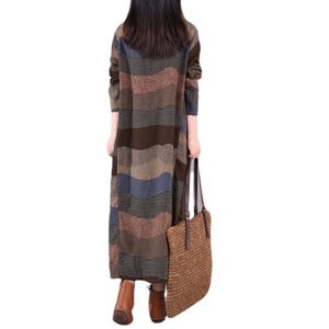 สินค้ามาใหม่ เสื้อผ้าผู้หญิงสำหรับฤดูใบไม้ผลิและฤดูใบไม้ร่วง ชุดเดรสไซส์ใหญ่ราคาถูก ชุดเดรสยาวลำลองสำหรับผู้หญิง ชุดเดรสลายดอกไม้สุดหรู ชุดเดรสลำลองสำหรับผู้หญิง - Product Image 5