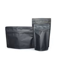 Échantillon gratuit Mat Noir Blanc Sacs Doypack debout personnalisés pochette debout à fermeture éclair en feuille d'aluminium Mylar résistante aux enfants