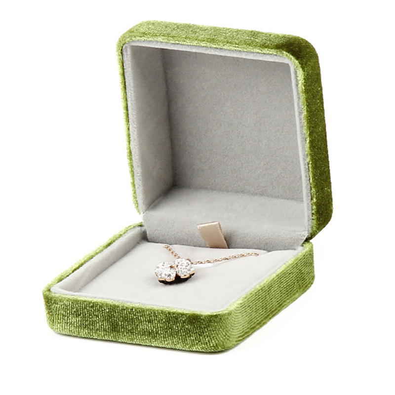 Petite boîte à pendentif verte