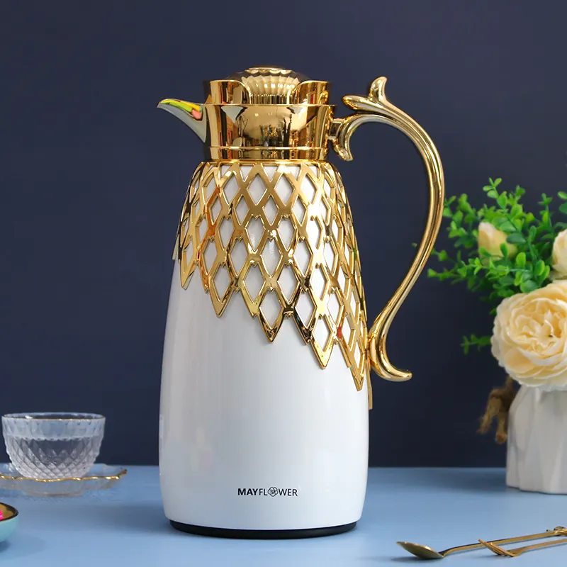 Luxury High quality Golden Hollow Decoration 1.0 White color Coating Metal Body Glass Insulated Vacuum Kettle