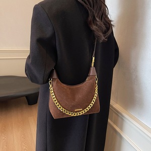 Sac à bandoulière en faux daim pour femme, petit format, nouvelle tendance hiver 2024, sac bandoulière coréen à chaîne, sac à main en ligne - Product Image 5