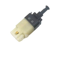 Interruptor de Luz de Freno Chevrolet Sail 9001353 para Reparación y Reemplazo de Automóviles - Product Image 5