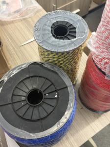 Alambre de Polietileno de Alta Calidad de 3 mm para Cercas Electrónicas Agrícolas, Tratado Térmicamente, con Recubrimiento de Superficie, Resistente a los Rayos UV, Impermeable, Moderno T&H - Product Image 5