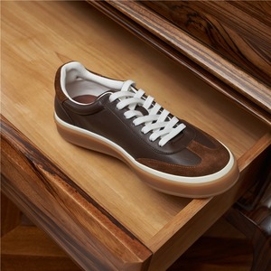 Nuevas zapatillas de entrenamiento para hombre, de cuero genuino, con cordones, suela plana, blancas, versátiles, informales, deportivas para exteriores. - Product Image 4