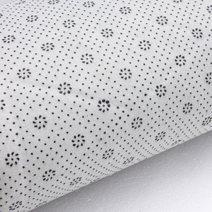 Tapis de prière musulman en flanelle extra-épais avec pompons, tapis portable antidérapant, tapis de prière épais en relief - Product Image 4