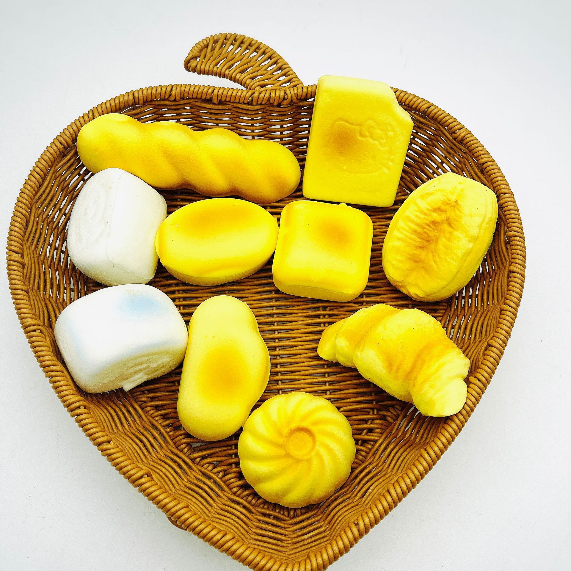 Wet soft simulation small bread [mixed hair] with fragrance