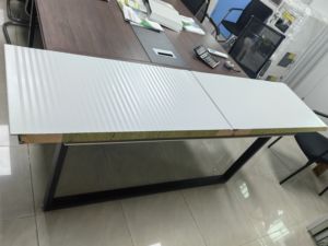 <span class=keywords><strong>Panel</strong></span> de revestimiento ignífugo de Metal de diseño chino <span class=keywords><strong>Panel</strong></span> de <span class=keywords><strong>fachada</strong></span> de sándwich de lana de roca sellado con borde de aldehído fenólico Paneles sándwich - Product Image 5