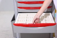 Chariot médical compact et moderne en ABS pour hôpital, avec armoires à médicaments empilables et pliables, et bac à déchets pliable pour clinique dentaire