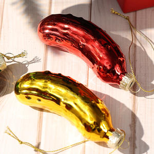 Adorno Navideño Colgante de Cristal Hecho a Mano con Forma de Pepino, Adorno Festivo de Cristal para Decoración del Árbol de Navidad - Product Image 3