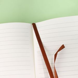 <span class=keywords><strong>Agenda</strong></span> Aziendale di Alta Gamma con Logo in Rilievo, Rilegatura a Cucito, in Pelle PU Incisa, Non Datata, per Regali Aziendali A4/A5/A6 - Product Image 4