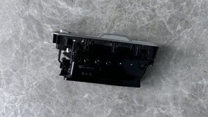 Accessoire de voiture MPV d'évent de climatisation d'évent de climatisation direct d'usine pour les évents d'aération de Mecedes-Benz V Class Metris <span class=keywords><strong>Vito</strong></span> W447 MPV AC - Product Image 4