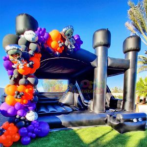 Castillo inflable comercial negro con tobogán para niños, ideal para Halloween. - Product Image 2