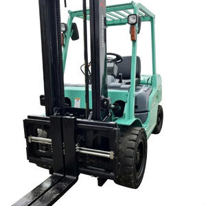 Chariot élévateur industriel Mitsubishi d'occasion, capacité 3 tonnes, moteur diesel, poids 4300 kg, 0-2000 heures de fonctionnement - Product Image 1