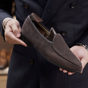 Les nouvelles chaussures décontractées pour hommes 2025 sont de la mode britannique et décontractées - Product Image 2