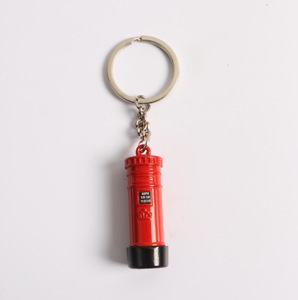 Ensemble de porte-clés <span class=keywords><strong>en</strong></span> métal London Icon, Bus rouge, Cabine téléphonique et Boîte aux lettres, Souvenir et cadeau de <span class=keywords><strong>voyage</strong></span> du Royaume-Uni - Product Image 1