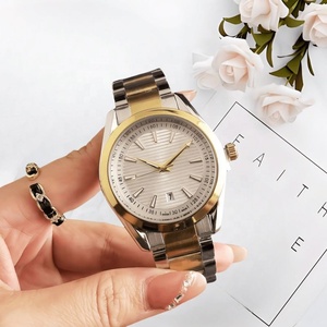 Reloj de pulsera de cuarzo resistente al agua con calendario, nuevo reloj de pulsera para hombre con correa de acero de dos tonos, con visualización de fecha, informal y de negocios. - Product Image 1