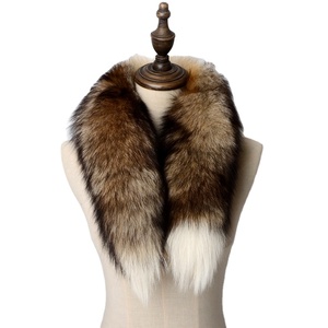 Nouveau Style mode 100% haut de gamme réel <span class=keywords><strong>col</strong></span> de <span class=keywords><strong>fourrure</strong></span> de renard femme luxe confortable <span class=keywords><strong>fourrure</strong></span> de renard écharpe dame élégant réel <span class=keywords><strong>col</strong></span> de <span class=keywords><strong>fourrure</strong></span> de renard - Product Image 4