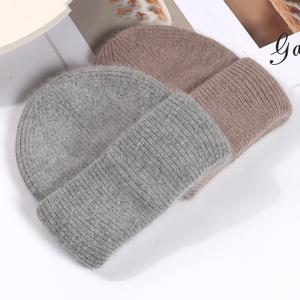 Nhà Máy Bán Buôn Biểu Tượng Tùy Chỉnh Beanies Thời Trang Mùa Đông Đồng Bằng Sang Trọng Dệt Kim Beanie <span class=keywords><strong>Hat</strong></span> Với New Thỏ Lông Phong Cách Giản Dị - Product Image 4