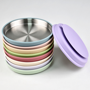 Nouvelle assiette d'alimentation en silicone pour enfants au design moderne avec ventouse en acier inoxydable 304 pour bébé - Product Image 2