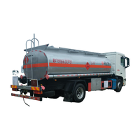 Camion-citerne mobile de livraison d'huile 4x2 de 15 tonnes, transport de diesel et d'essence, ensemble complet d'accessoires