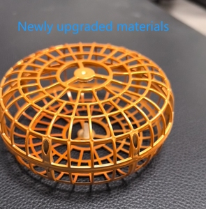 <span class=keywords><strong>2.4G</strong></span> <span class=keywords><strong>RC</strong></span> Bay Máy Bay Trực Thăng Trẻ Em Phẳng Ném Đĩa Bóng Bay <span class=keywords><strong>UFO</strong></span> Ma Thuật Quả Bóng Với Cho Trẻ Em Của Đồ Chơi Quả Bóng - Product Image 5