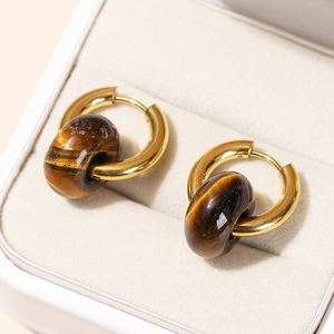 <span class=keywords><strong>Orecchini</strong></span> JD Natural Abacus Bead placcati oro, <span class=keywords><strong>fatti</strong></span> <span class=keywords><strong>a</strong></span> <span class=keywords><strong>mano</strong></span>, <span class=keywords><strong>a</strong></span> forma di ciambella, in acciaio inossidabile, <span class=keywords><strong>a</strong></span> cerchio spesso. - Product Image 5