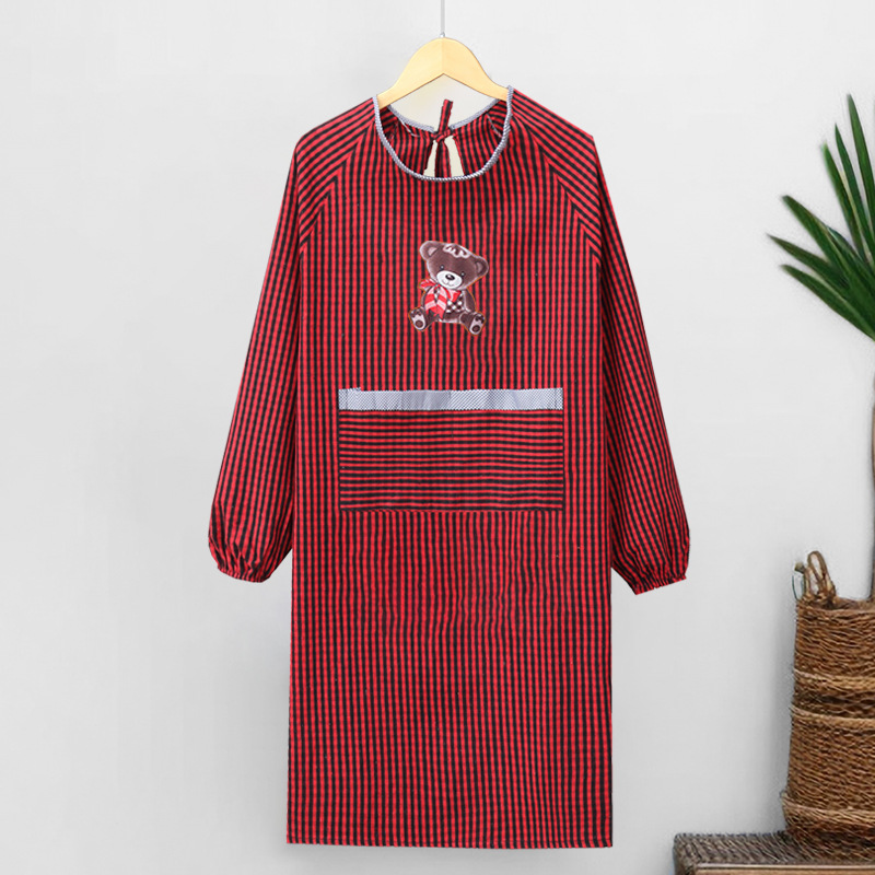 Écharpe rouge à carreaux en coton classique avec motif ours.