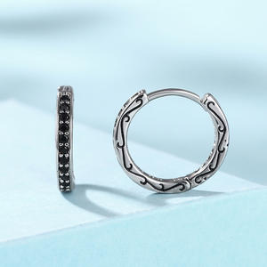 Orecchini a Cerchio Vintage in Argento 925 con Cristalli e Strass, Finitura Argento Anticato per Uso Quotidiano Femminile - Product Image 5