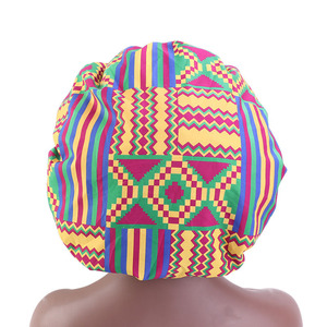 <span class=keywords><strong>En</strong></span> gros de Créateur <span class=keywords><strong>En</strong></span> Soie Cheveux Et Bandeaux Afrocentrism Toutes Les Couleurs Ankara Satin Large Jumbo Double Face Bonnets - Product Image 3